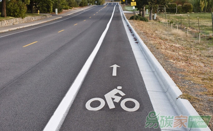 為實現(xiàn)碳中和，挪威花10億美元建自行車公路